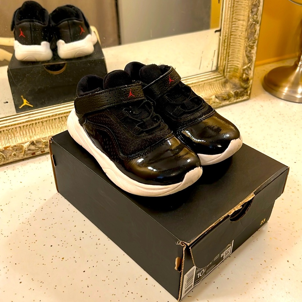Jordan 11 CMFT low toddler